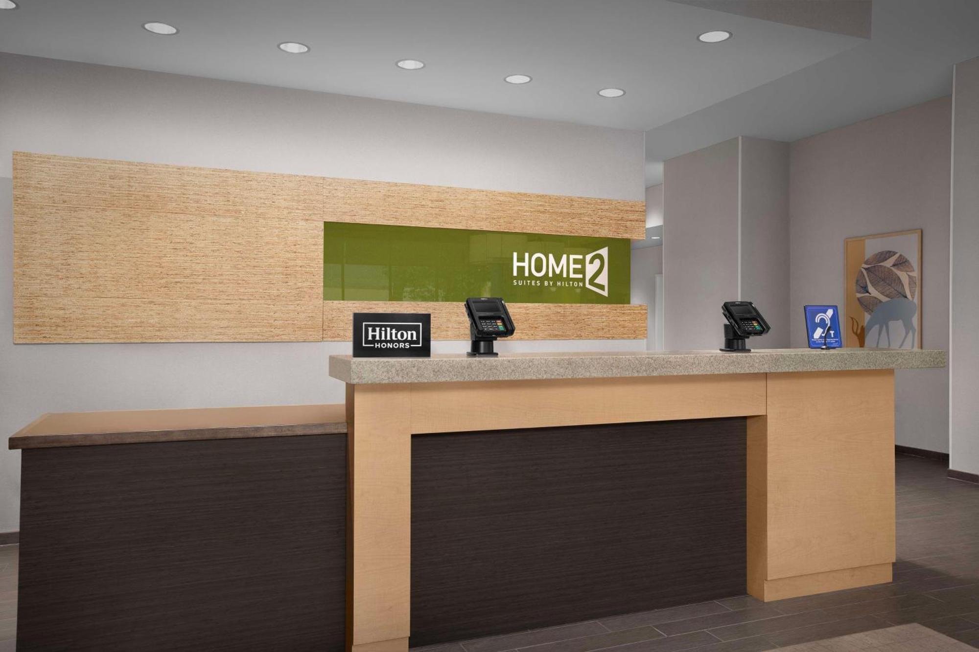 Hotel Home2 By Hilton Downtown Area 3*